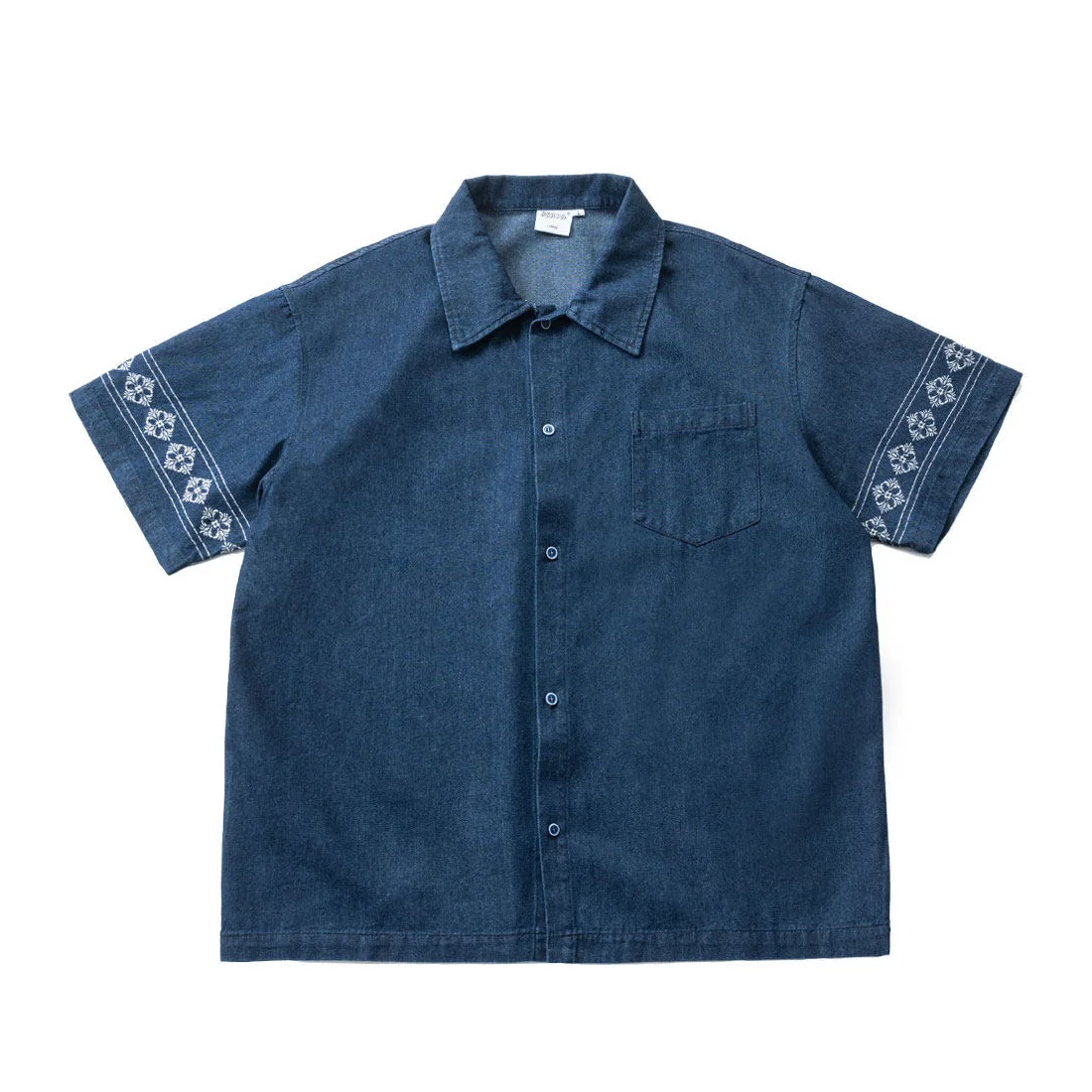 Japanese Streetwear Retro Embroidery Denim Shirt Men Women Loose Casual Short Sleeve Work Jeans Shirt Women Oversize Blouses
Japanese Streetwear Retro Embroidery Denim Shirt Men Women Loose Casual Short Sleeve Work Jeans Shirt Women Oversize Blouses