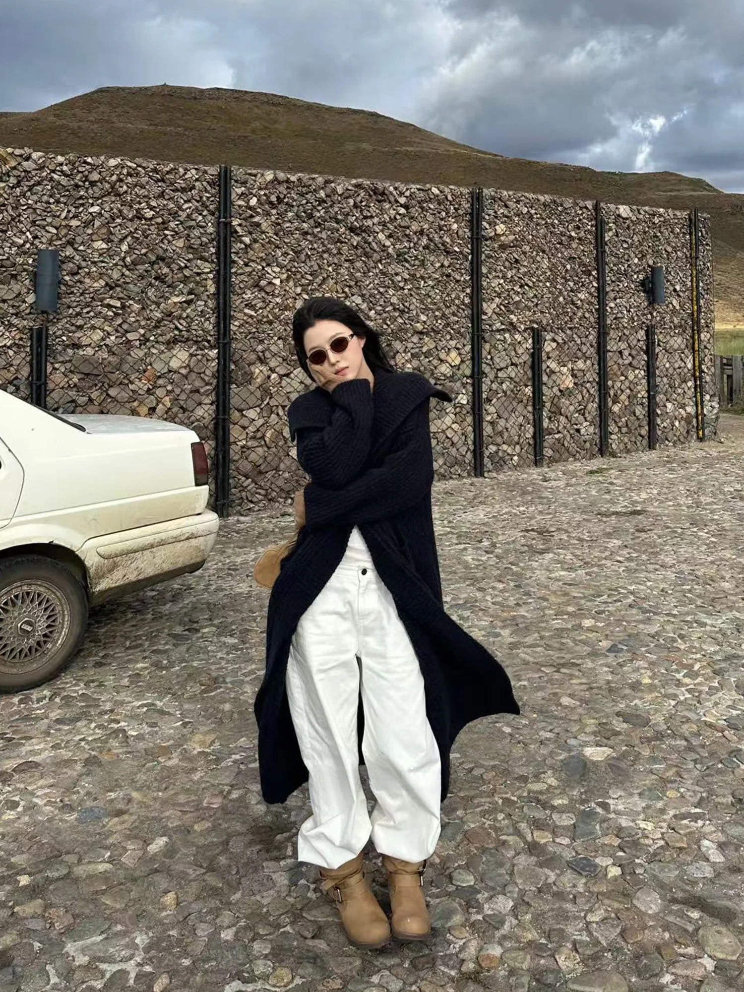 Falin X Camere Knitted Long Sweater Cardigan Women's Loose Fit Autumn Winter Warm Thiened Wool Blend Faion Outerwear
Falin X Camere Knitted Long Sweater Cardigan Women's Loose Fit Autumn Winter Warm Thiened Wool Blend Faion Outerwear