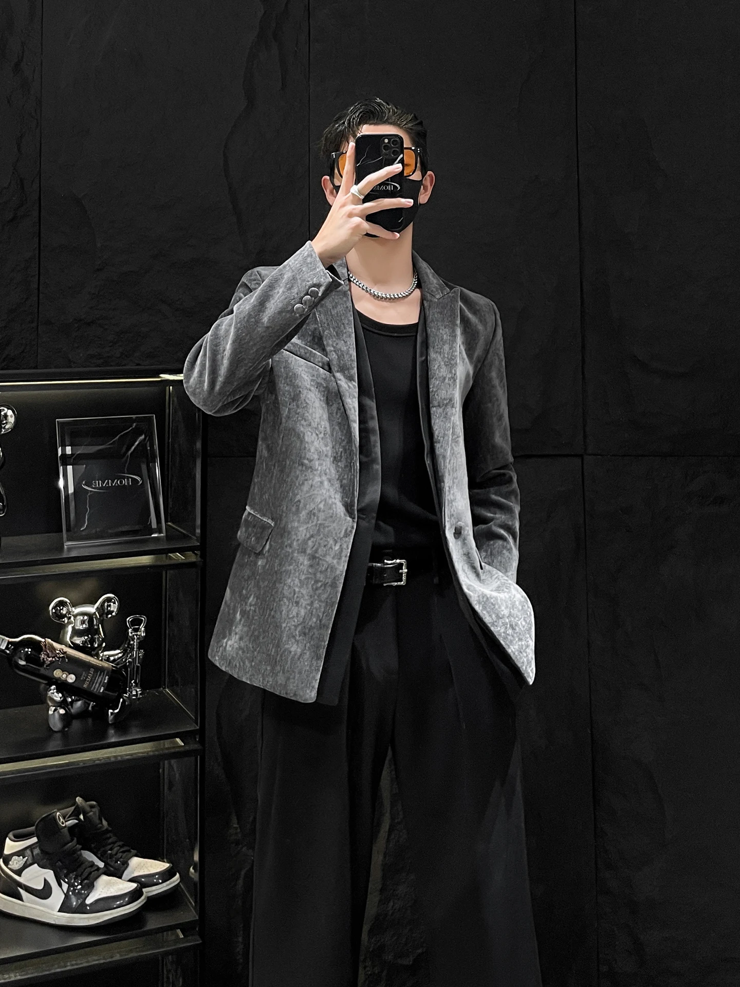 High-End Briti Sle Corduroy Suit Jaet for Men Autumn Winter Patchwork Ele Casual Single-Breasted Coat
High-End Briti Sle Corduroy Suit Jaet for Men Autumn Winter Patchwork Ele Casual Single-Breasted Coat