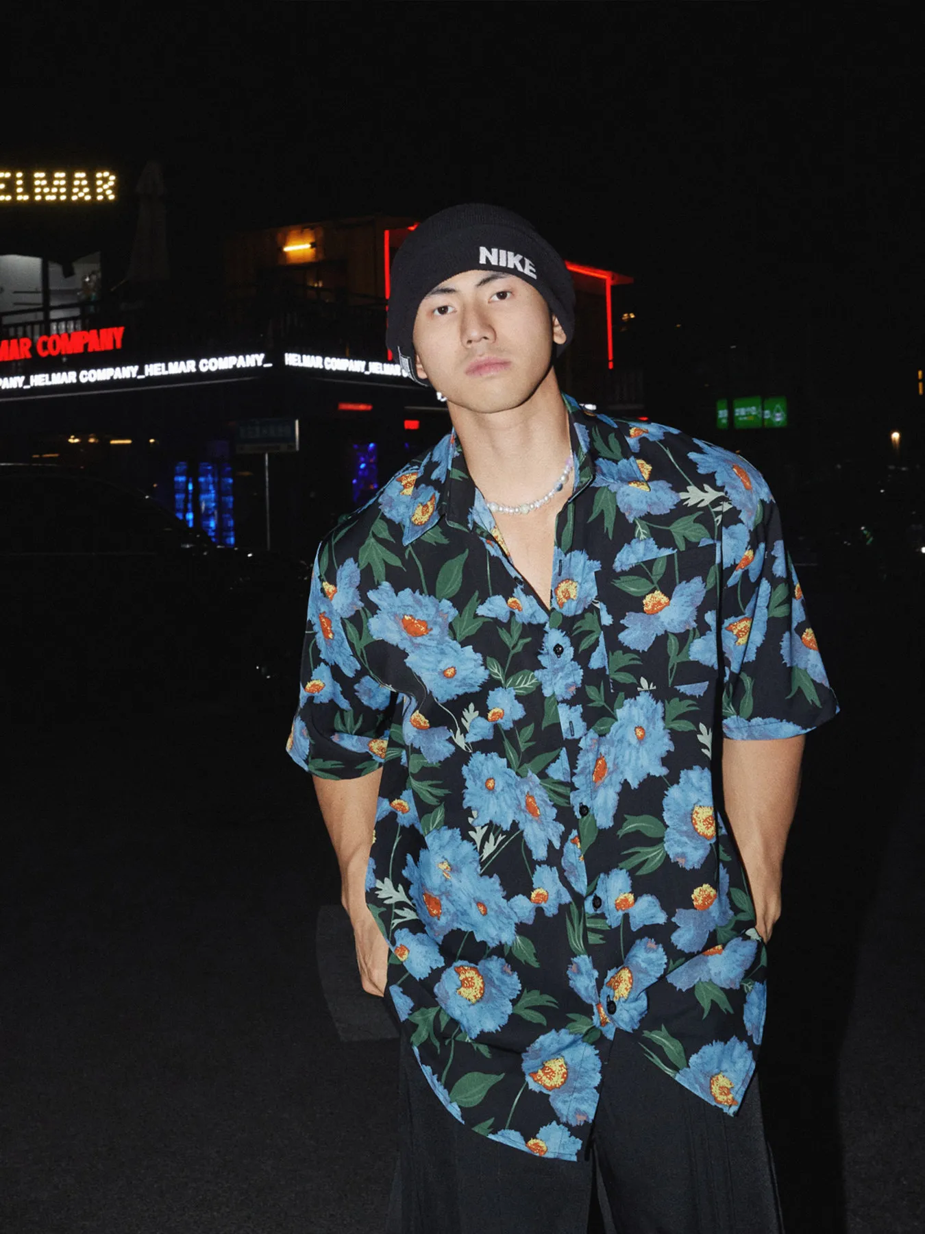 Retro American Hawaiian Print Loose Fit Short Sleeve Shirt Unisex Summer Versatile Casual Shirt Youth Popular Breathable Ligh...
Retro American Hawaiian Print Loose Fit Short Sleeve Shirt Unisex Summer Versatile Casual Shirt Youth Popular Breathable Ligh...
