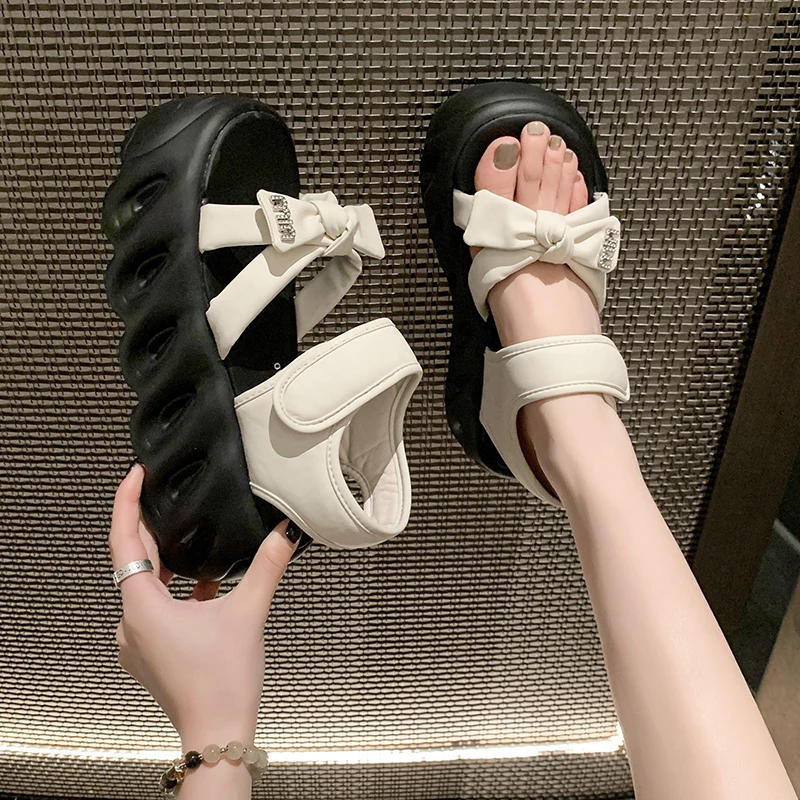 Women's Platform Sandals Rhinestone Letters Summer Heightening Bow 7.5 Cm High Heel Sandals Fashionable Shoes For Teenage Girls
Women's Platform Sandals Rhinestone Letters Summer Heightening Bow 7.5 Cm High Heel Sandals Fashionable Shoes For Teenage Girls