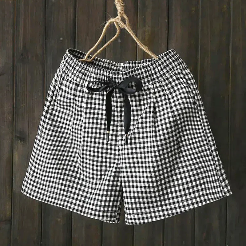 Black Plaid Vintage Cotton Elastic High Waist Lace Up Loose Women's Shorts Korean Fashion Shorts For Women 2024 Spring Summer
Black Plaid Vintage Cotton Elastic High Waist Lace Up Loose Women's Shorts Korean Fashion Shorts For Women 2024 Spring Summer
