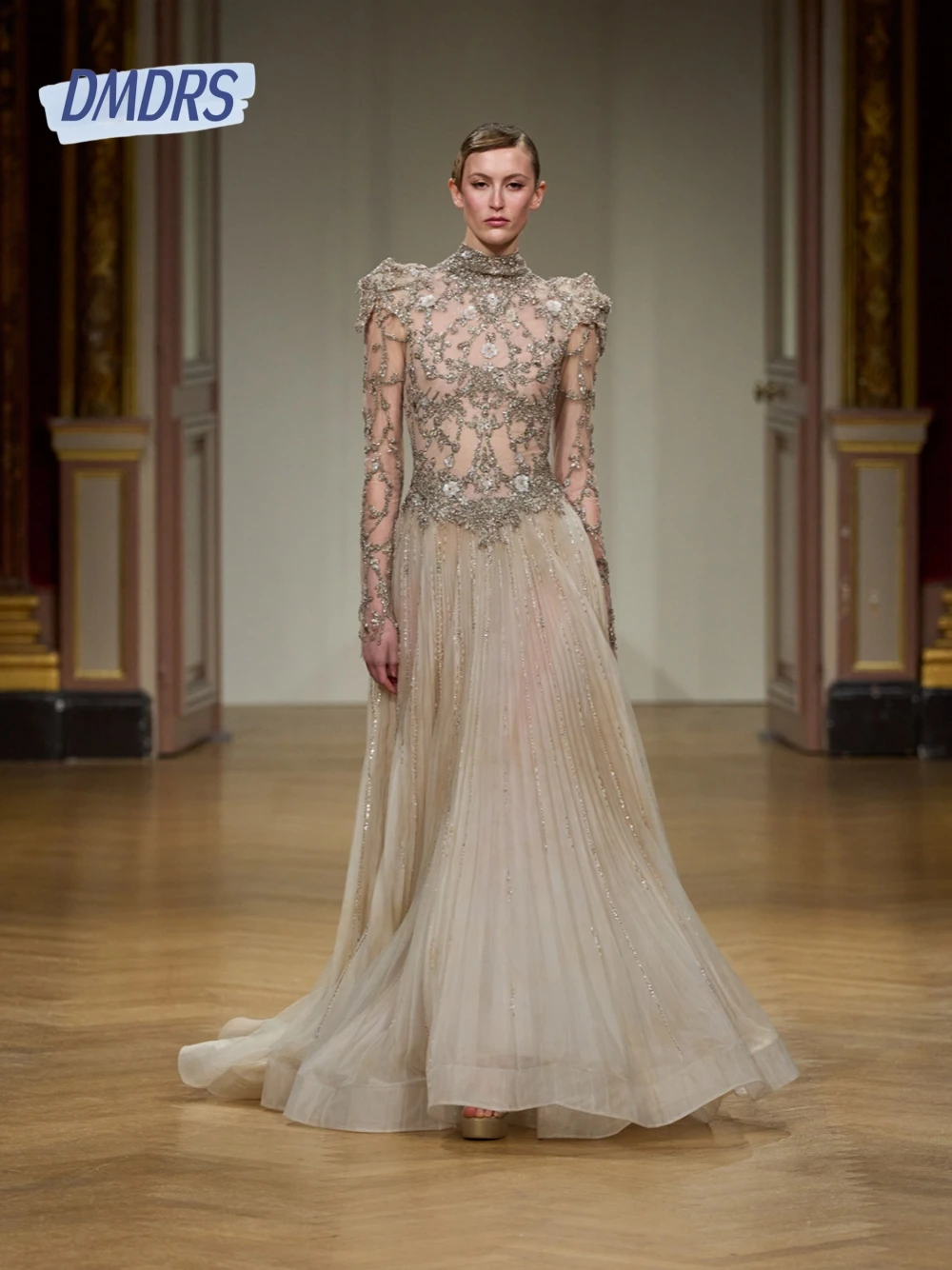 Vintage High Neck Evening Dress Romantic Rhinestones A Line Illusion Long Sleeves Customized Prom Gown Dazzling Women Formal
Vintage High Neck Evening Dress Romantic Rhinestones A Line Illusion Long Sleeves Customized Prom Gown Dazzling Women Formal