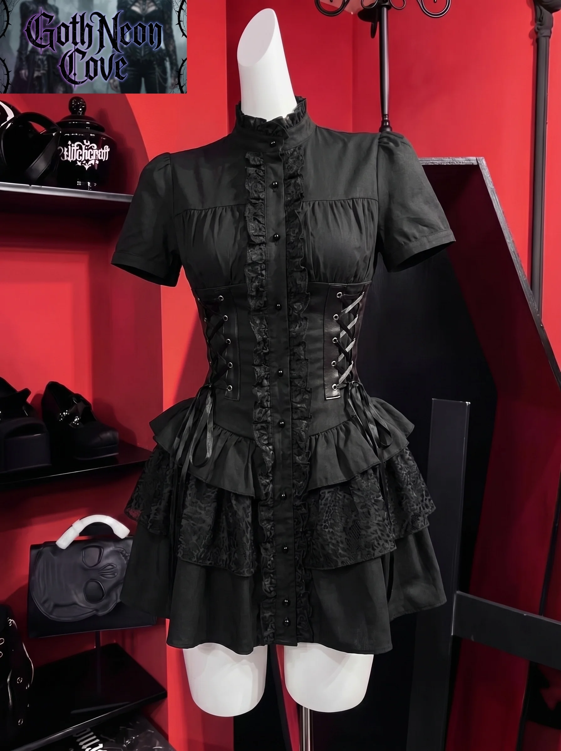 Gothic Vintage Punk Highneck Dress Lace Up Corset Tiered Ruffle Mini Cake Dress Women Short Sleeves Cosplay Party Daily Wear
Gothic Vintage Punk Highneck Dress Lace Up Corset Tiered Ruffle Mini Cake Dress Women Short Sleeves Cosplay Party Daily Wear