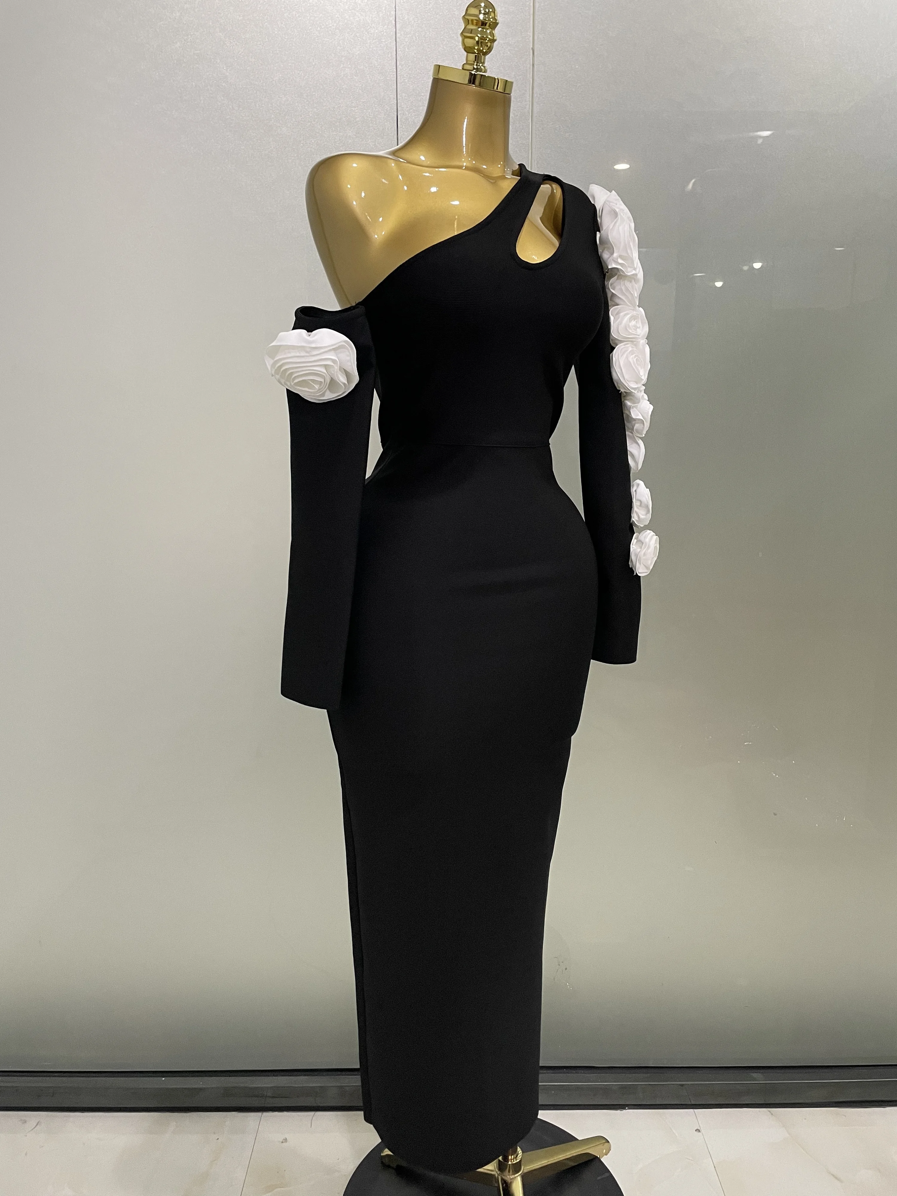 Sexy One Shoulder Key Hole Flower Maxi Long Bodycon Bandage Dress Women Knitted Elegant Evening Club Party Outfit
Sexy One Shoulder Key Hole Flower Maxi Long Bodycon Bandage Dress Women Knitted Elegant Evening Club Party Outfit