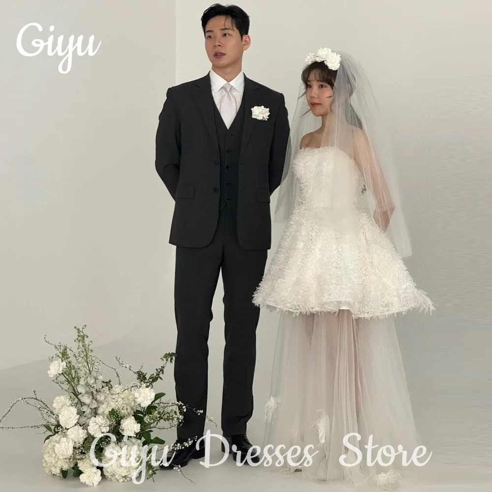 Giyu Elegant Strapless A-line Fluffy Wedding Dresses Sleeveless Korea Photoshoot Bridal Gowns Tulle Mini Customized 웨딩드레스 2025
Giyu Elegant Strapless A-line Fluffy Wedding Dresses Sleeveless Korea Photoshoot Bridal Gowns Tulle Mini Customized 웨딩드레스 2025