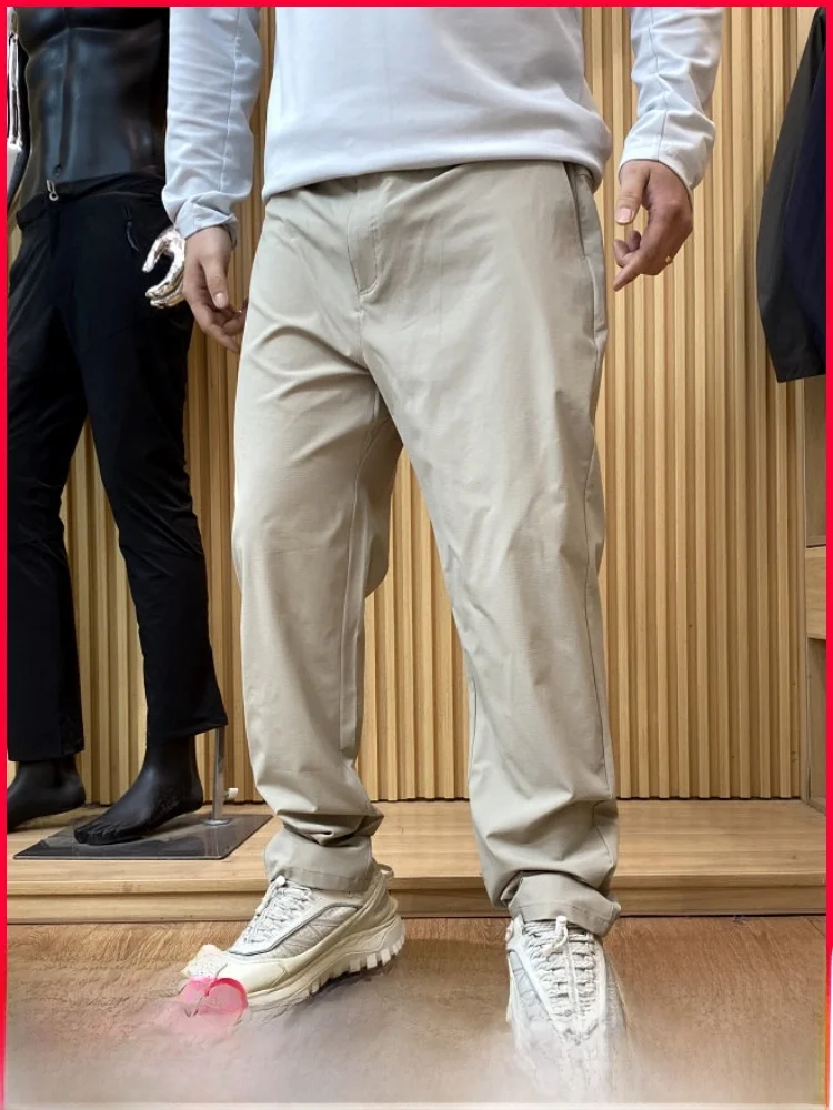 Мужские повседневные брюки прямого кроя, эластичные, дышащие, летние, для поездок на работу, быстросохнущие, не требующие глажки, модные, городские, стильные
Мужские повседневные брюки прямого кроя, эластичные, дышащие, летние, для поездок на работу, быстросохнущие, не требующие глажки, модные, городские, стильные