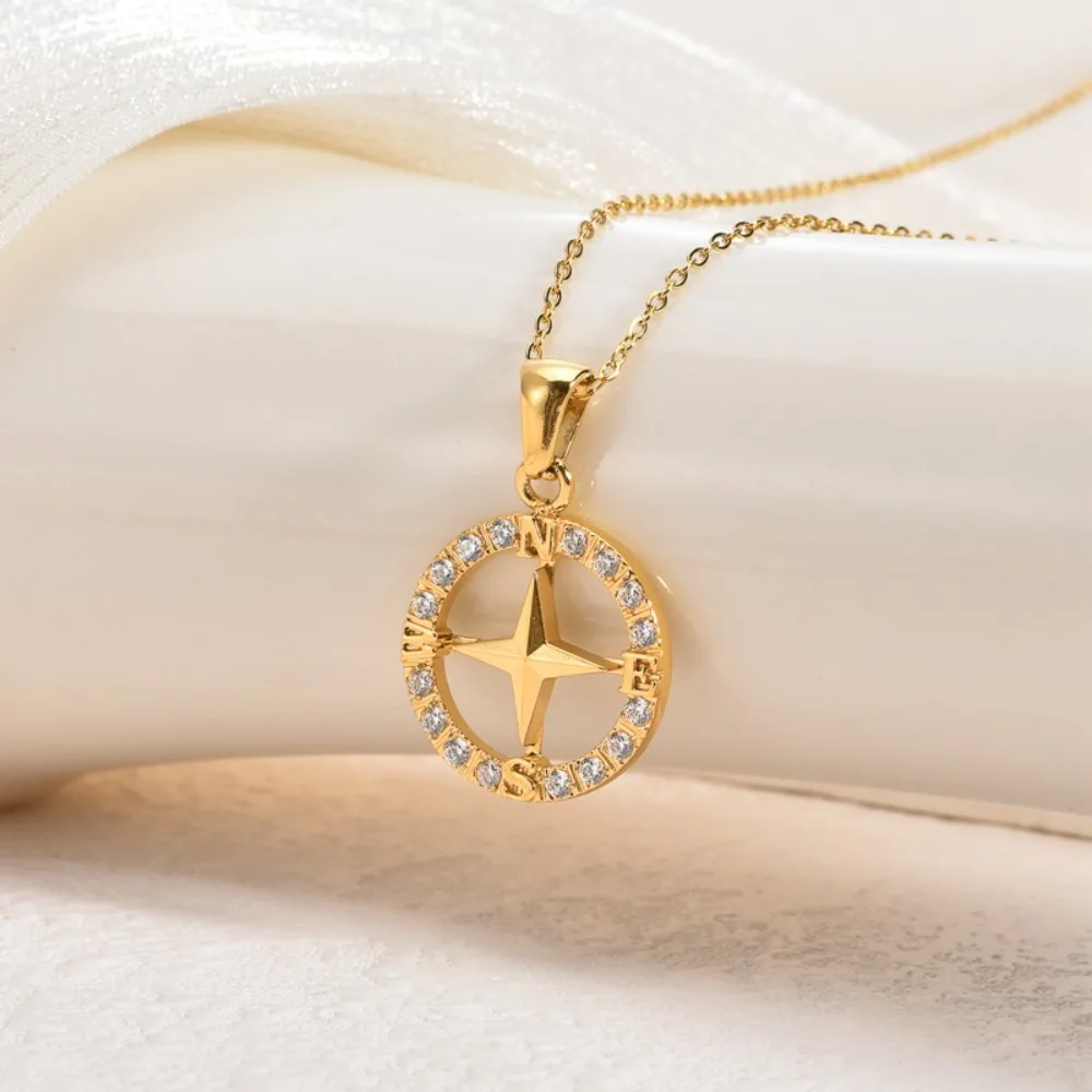 Новое ожерелье 2025 года, ожерелье с компасом, изысканный универсальный простой легкий роскошный темпераментный кулон
Новое ожерелье 2025 года, ожерелье с компасом, изысканный универсальный простой легкий роскошный темпераментный кулон