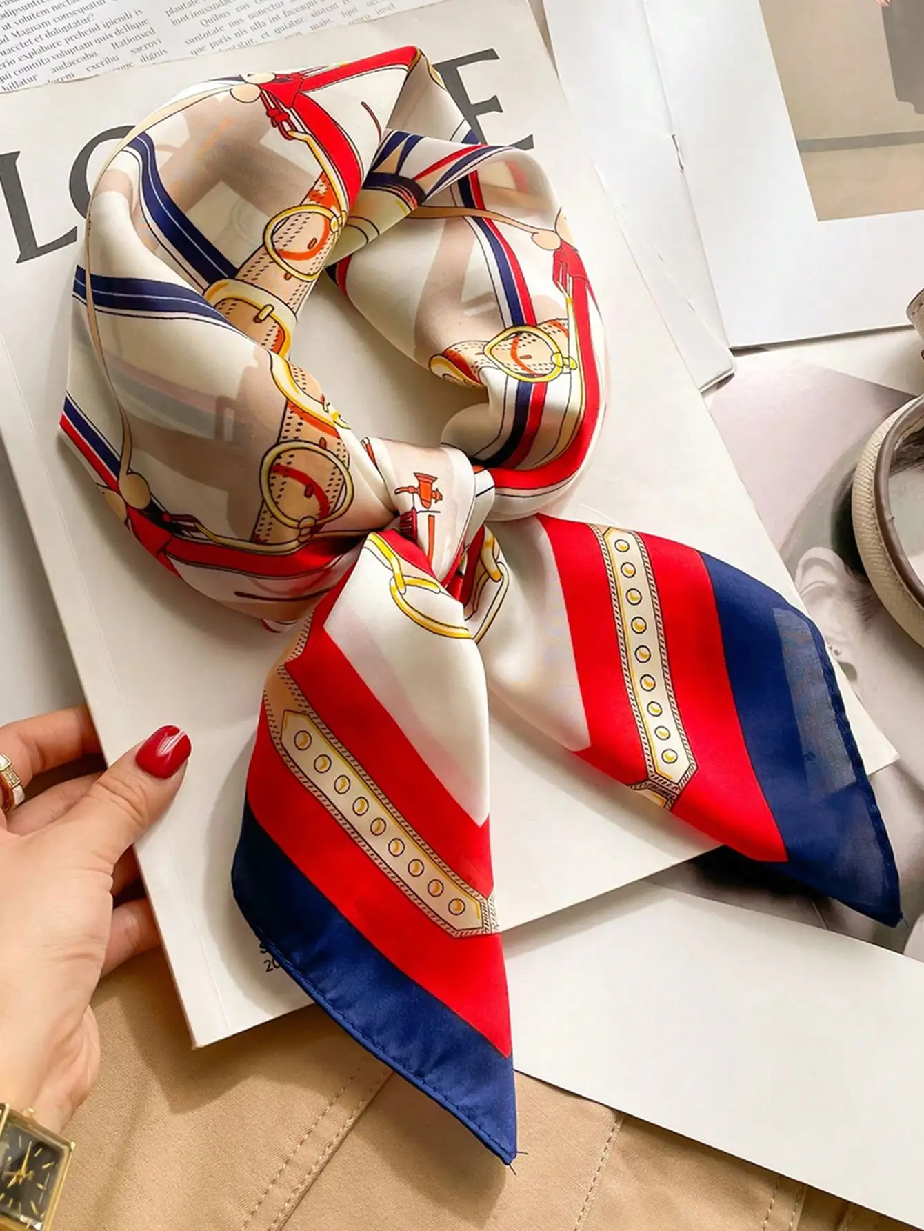 A Luxurious And Designer Style Chain Print Silk Bandana Scarf For Ladies, Size 70*70cm, Suitable For Daily Wear In Spring. Bandana,Hair Band,Head Band Ideal For Dressing Up Your Look Valentine's Day Valentines
A Luxurious And Designer Style Chain Print Silk Bandana Scarf For Ladies, Size 70*70cm, Suitable For Daily Wear In Spring. Bandana,Hair Band,Head Band Ideal For Dressing Up Your Look Valentine's Day Valentines