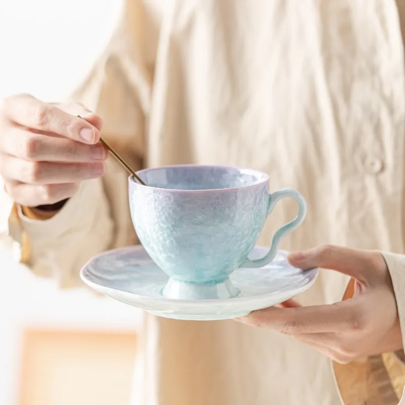 Ceramic Household Mugs with Kiln-changed Crystalline Glaze and Gradient Purple Flower Edge
Ceramic Household Mugs with Kiln-changed Crystalline Glaze and Gradient Purple Flower Edge