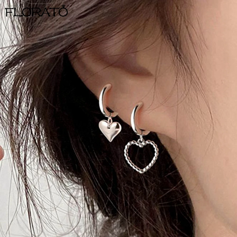 925 Sterling Silver Needle Hollow Asymmetry Heart Drop Earrings for Women New Brand Fashion Ear Cuff Piercing Dangle Earring
925 Sterling Silver Needle Hollow Asymmetry Heart Drop Earrings for Women New Brand Fashion Ear Cuff Piercing Dangle Earring