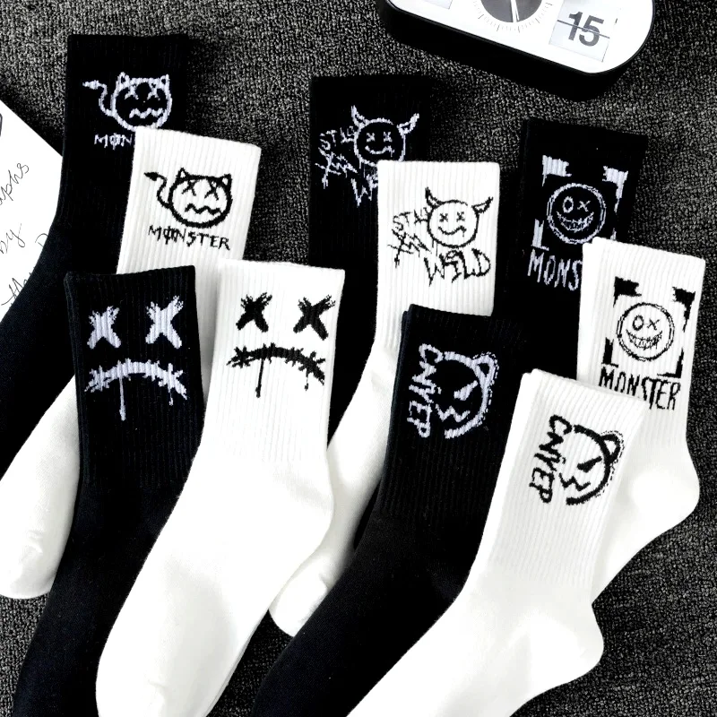 10 pairs of men's sports socks, casual, breathable, and versatile. Ghost face graffiti personalized socks
10 pairs of men's sports socks, casual, breathable, and versatile. Ghost face graffiti personalized socks
