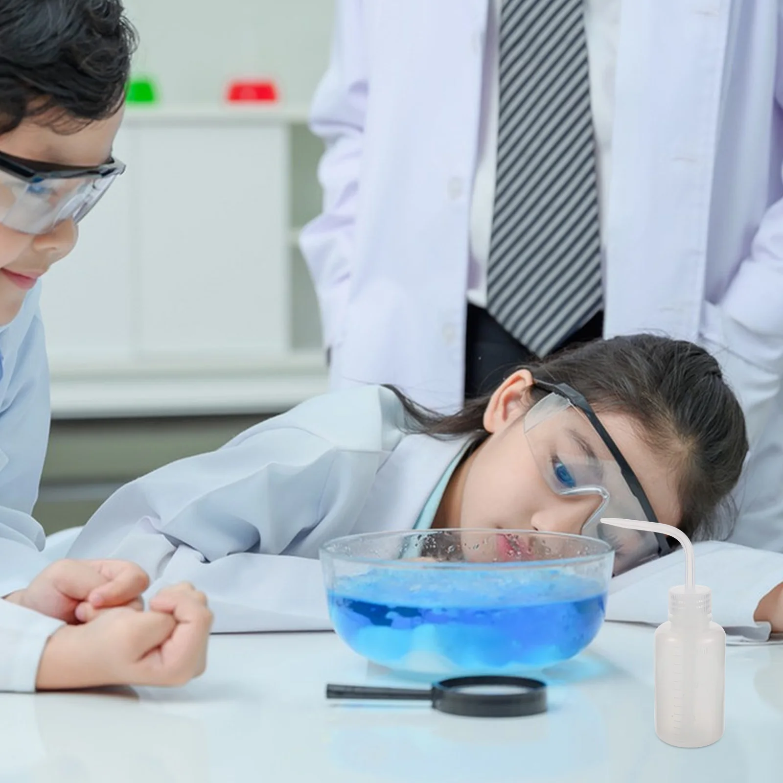 2Pcs Lab Squeeze Bottles 150ml for Cleaning Plant Watering Plastic Squeeze Bottles Spray Bottle for Cleaning
2Pcs Lab Squeeze Bottles 150ml for Cleaning Plant Watering Plastic Squeeze Bottles Spray Bottle for Cleaning