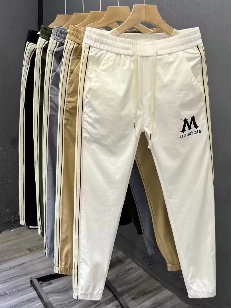Повседневные брюки из ледяного шелка с футболки, мужские брюки Qui Dry Slim Fit, модные брюки на маленькой ножке, лето 202, модные брендовые повседневные брюки...
Повседневные брюки из ледяного шелка с футболки, мужские брюки Qui Dry Slim Fit, модные брюки на маленькой ножке, лето 202, модные брендовые повседневные брюки...