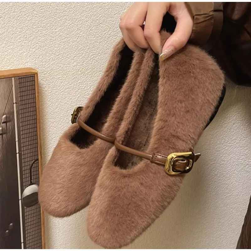 New Style Elegant Buckle Strap Fur Mary Jane Shoes Woman Cosy Soft Fluffy Ballet Flat Ladies Plush Shallow Loafers Concise Dress
New Style Elegant Buckle Strap Fur Mary Jane Shoes Woman Cosy Soft Fluffy Ballet Flat Ladies Plush Shallow Loafers Concise Dress