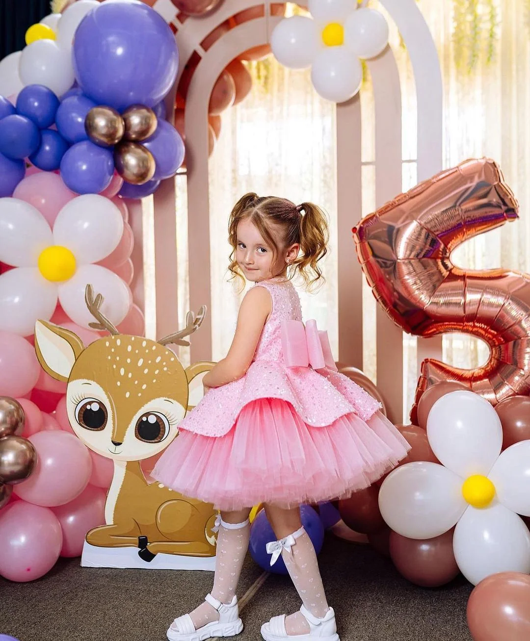 Customized Pink Flower Girl Dress For Wedding Glitter Bowknot Tiered Sleeveless Knee Length Kids Birthday First Communion Gown
Customized Pink Flower Girl Dress For Wedding Glitter Bowknot Tiered Sleeveless Knee Length Kids Birthday First Communion Gown