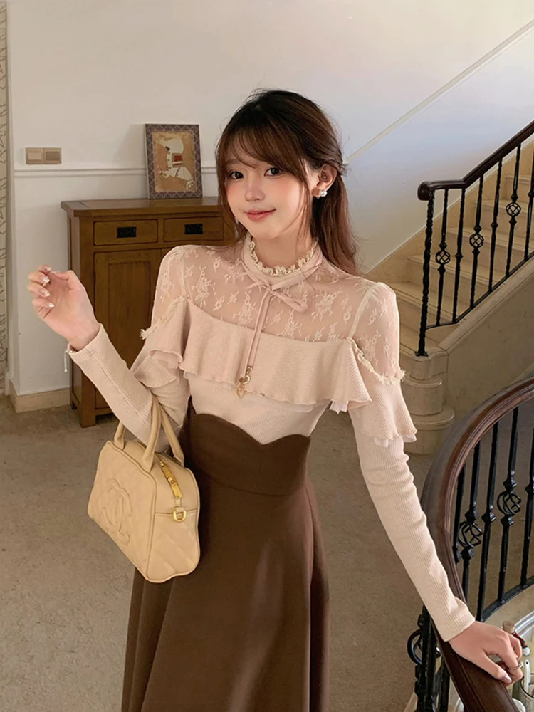 Lace Trim Knitted Base Shirt Women Early Spring 2025 New Waist Cinching Slimming Half Length Skirt Fashionable Ensemble
Lace Trim Knitted Base Shirt Women Early Spring 2025 New Waist Cinching Slimming Half Length Skirt Fashionable Ensemble