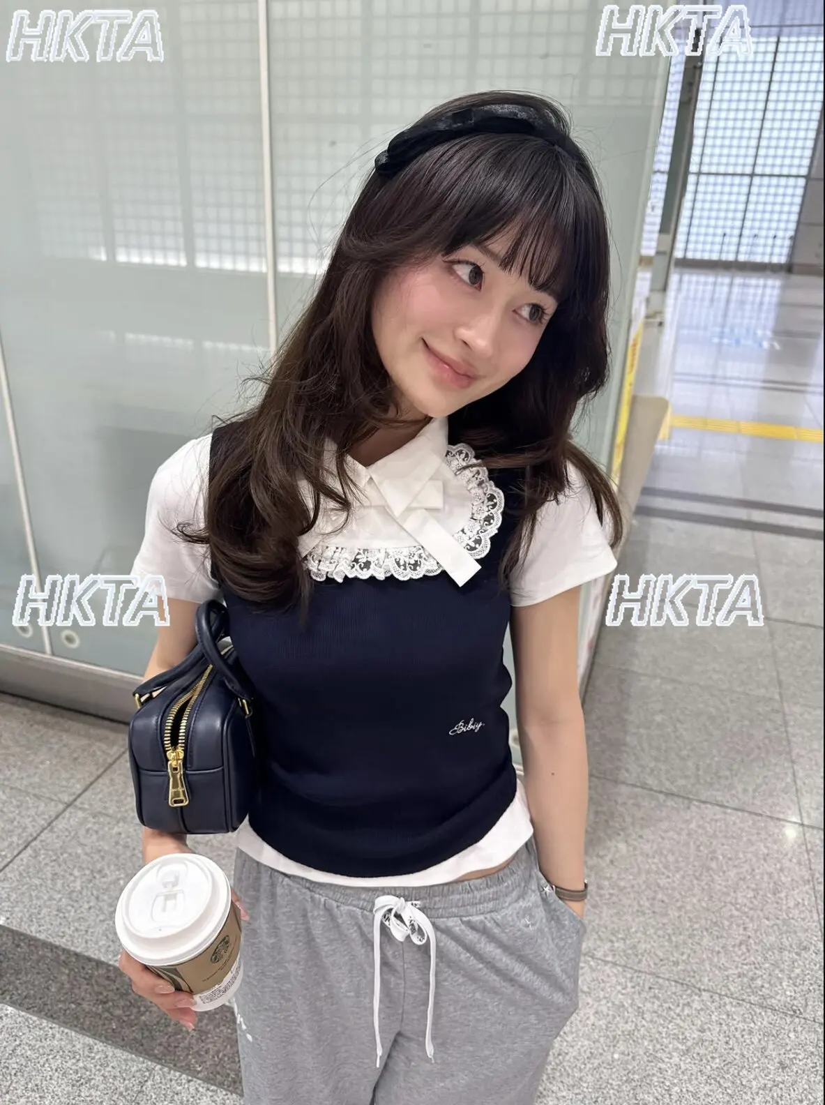 Japanese Style Lapel Lace Bows Short-sleeved T-shirt Elegant and Exquisite Slimming Look Black T Shirt for Women Summer Tshirt
Japanese Style Lapel Lace Bows Short-sleeved T-shirt Elegant and Exquisite Slimming Look Black T Shirt for Women Summer Tshirt