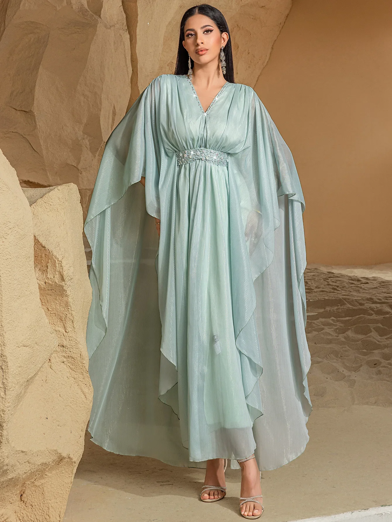 Eid Abaya Dress for Women Diamond Bat Sleeve V Neck Party Long Dresses Muslim Caftan Jalabiya Ramadan Kaftan Vestidos Largos
Eid Abaya Dress for Women Diamond Bat Sleeve V Neck Party Long Dresses Muslim Caftan Jalabiya Ramadan Kaftan Vestidos Largos