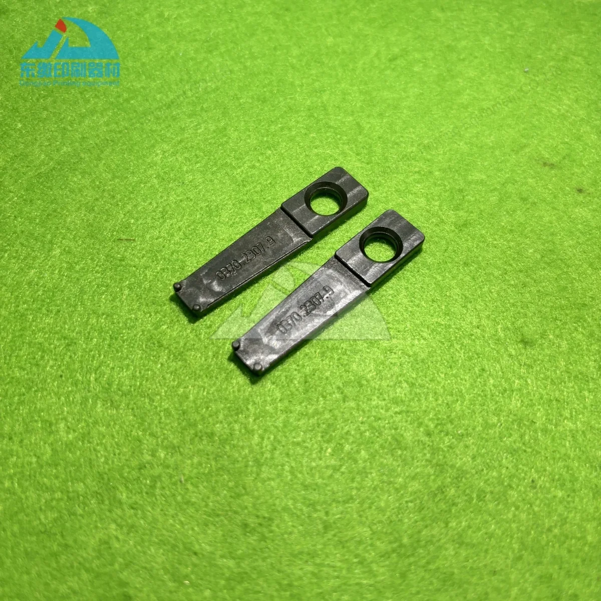 Хит продаж: Захватный палец 0370.2307.9 для печатного оборудования Muller Martini, запчасти для печатного оборудования, захватная накладка
Хит продаж: Захватный палец 0370.2307.9 для печатного оборудования Muller Martini, запчасти для печатного оборудования, захватная накладка