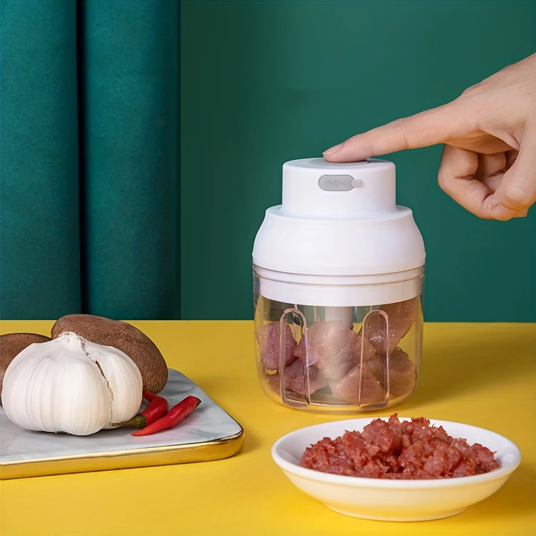 250ML Three Blade Wireless Garlic Crusher USB Charging Small Meat Crusher Garlic Crusher Household Baby Supplementary Food Cook
250ML Three Blade Wireless Garlic Crusher USB Charging Small Meat Crusher Garlic Crusher Household Baby Supplementary Food Cook