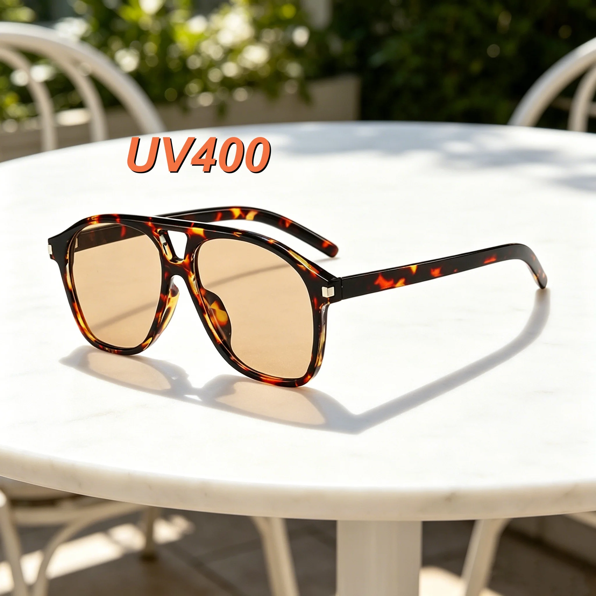 2026 New Fashionable High End Toad Shaped Women's Sunglasses Ultra Light Neutral Street Photography UV400 Sunscreen Glasses
2026 New Fashionable High End Toad Shaped Women's Sunglasses Ultra Light Neutral Street Photography UV400 Sunscreen Glasses