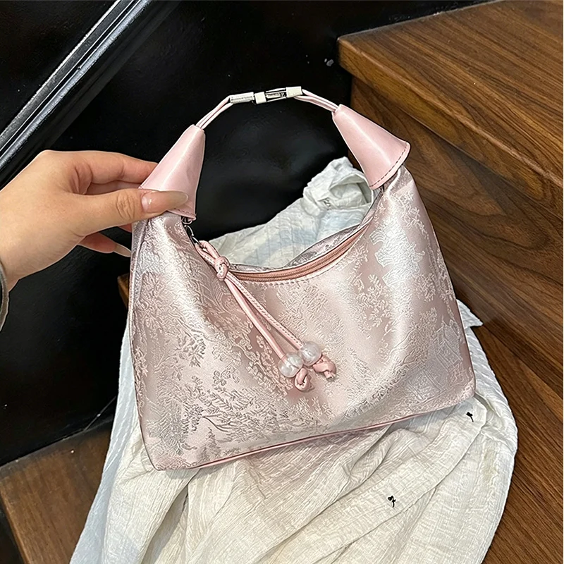 New Chinese Style Handbag Women's Crossbody Bag Versatile Lady Handbag Wristlet Clutch
New Chinese Style Handbag Women's Crossbody Bag Versatile Lady Handbag Wristlet Clutch