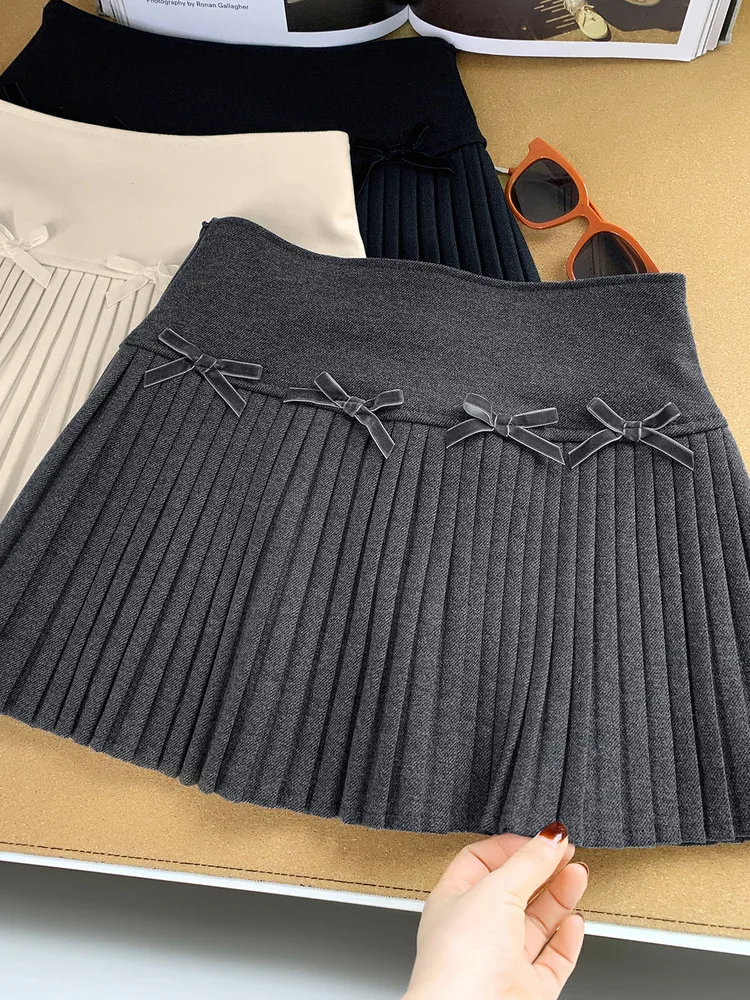 Women Grey Bow Pleated Skirt Vintage High Waist Skirt Preppy Style Harajuku Y2k Mini Skirt for Women 2000s Clothes Summer 2026
Women Grey Bow Pleated Skirt Vintage High Waist Skirt Preppy Style Harajuku Y2k Mini Skirt for Women 2000s Clothes Summer 2026