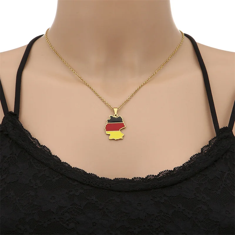 European And American Stainless Steel German Map Pendant Necklace As A Gift For Friends
European And American Stainless Steel German Map Pendant Necklace As A Gift For Friends