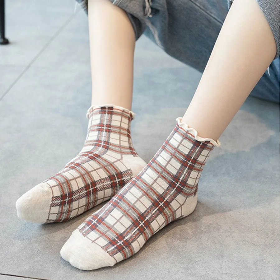 6pair Female Ruffle Edge Cotton Socks All Seasons Plaid College Preppy Style Student Ins Fashion Comfortable Women Sock
6pair Female Ruffle Edge Cotton Socks All Seasons Plaid College Preppy Style Student Ins Fashion Comfortable Women Sock