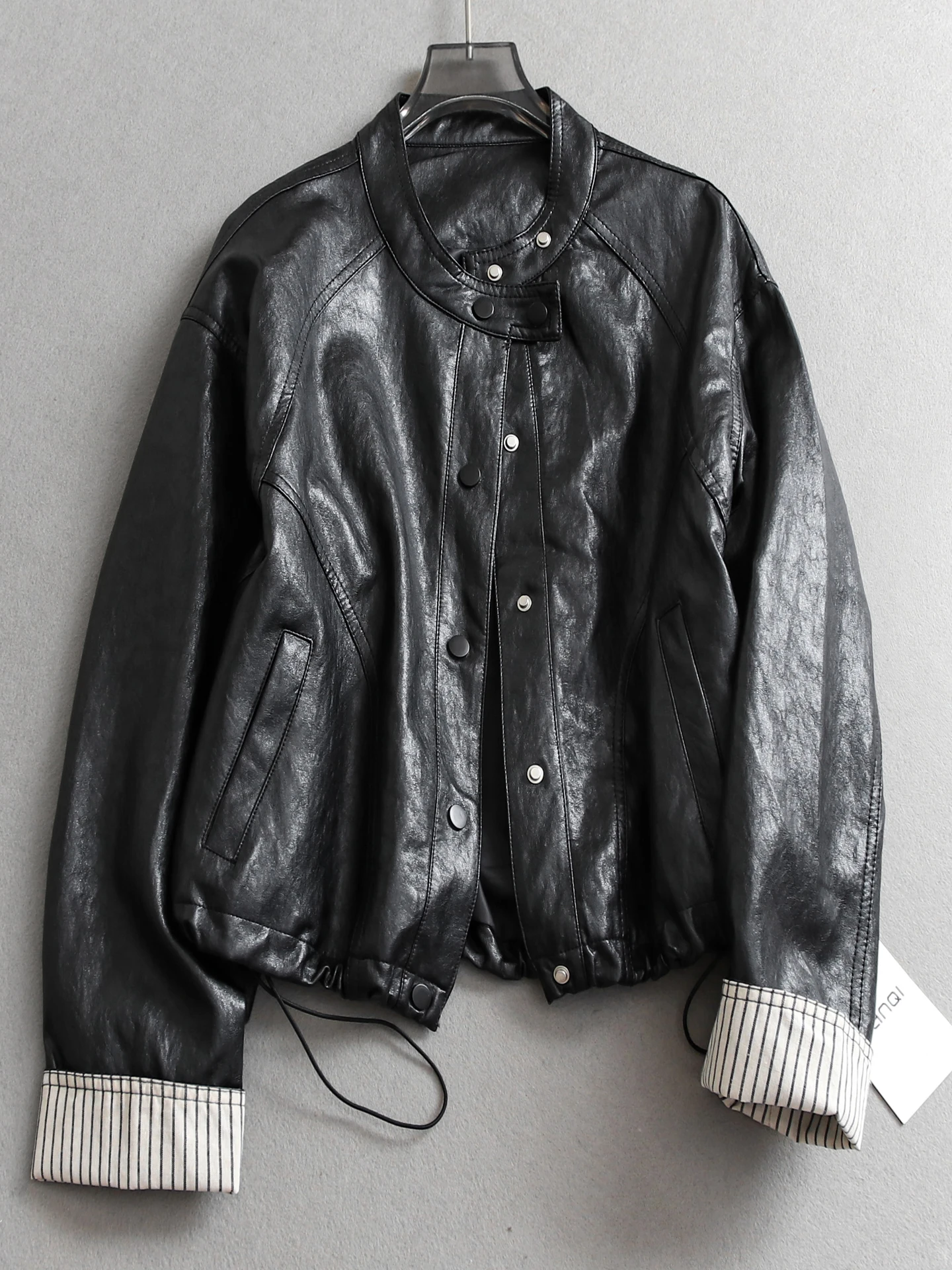 Slimming Cool Style Motorcycle Jacket Women's Long Sleeve round Neck Casual Outerwear Contrast Color Stripes Loose Fit Coat
Slimming Cool Style Motorcycle Jacket Women's Long Sleeve round Neck Casual Outerwear Contrast Color Stripes Loose Fit Coat