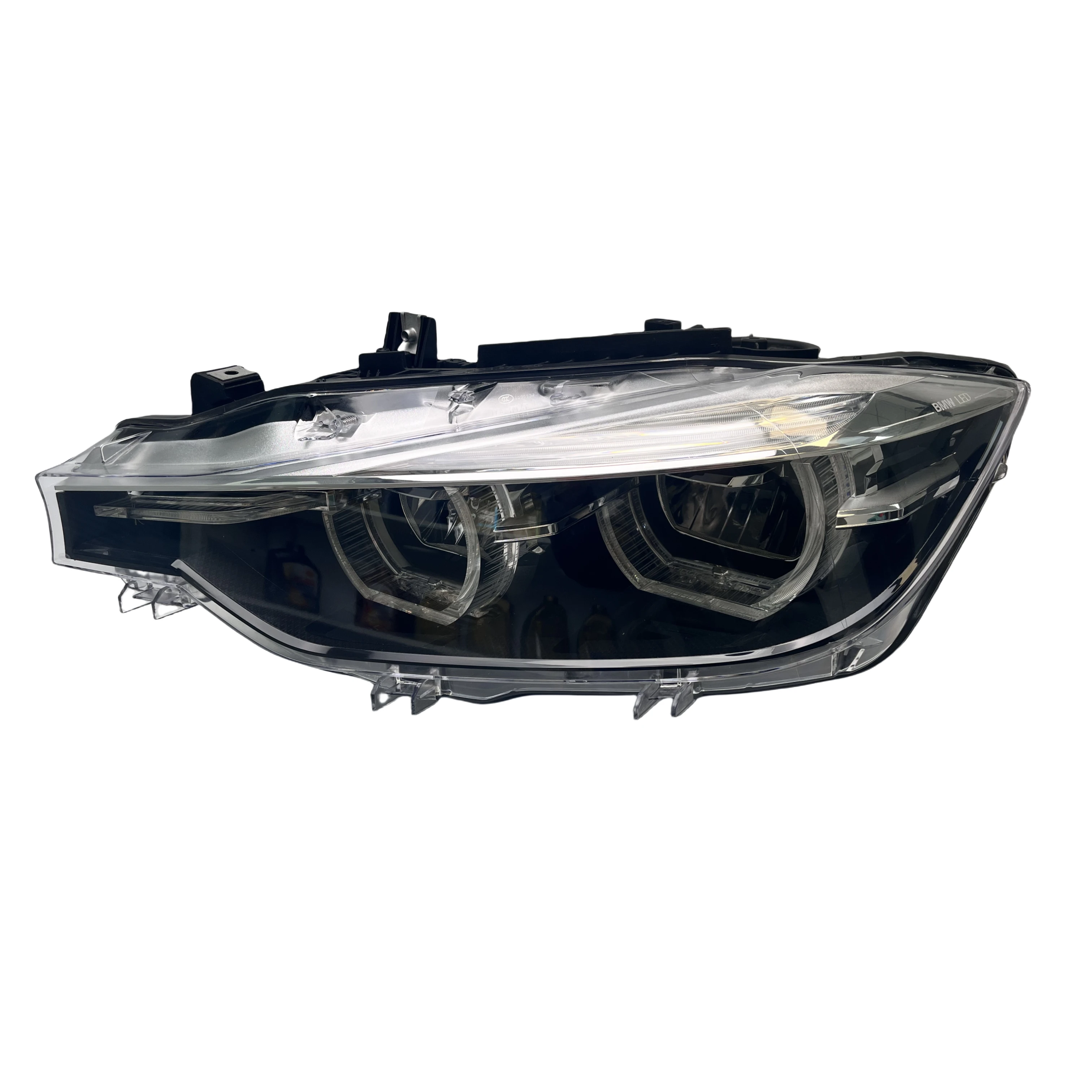 Suitable for BMW 2016-2019 F30 F31 F35 316 318 320 325 328 330 335 high quality headlamp black bottom 63118492473/63118492474
Suitable for BMW 2016-2019 F30 F31 F35 316 318 320 325 328 330 335 high quality headlamp black bottom 63118492473/63118492474
