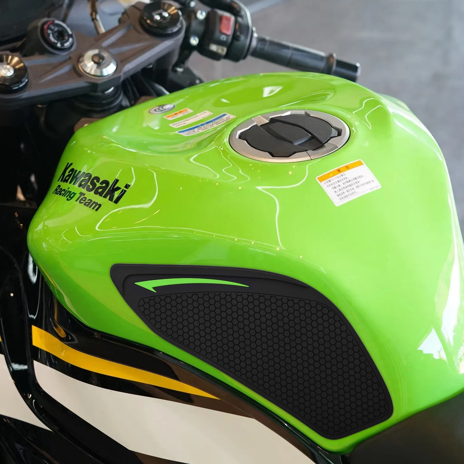 for Kawasaki ZX-6R(2024~) BL-ZX636J(2024~)ANK Pads Side Gas Knee Grip Protective Sticker Sticker Decal Knee Grip Traction pad
for Kawasaki ZX-6R(2024~) BL-ZX636J(2024~)ANK Pads Side Gas Knee Grip Protective Sticker Sticker Decal Knee Grip Traction pad