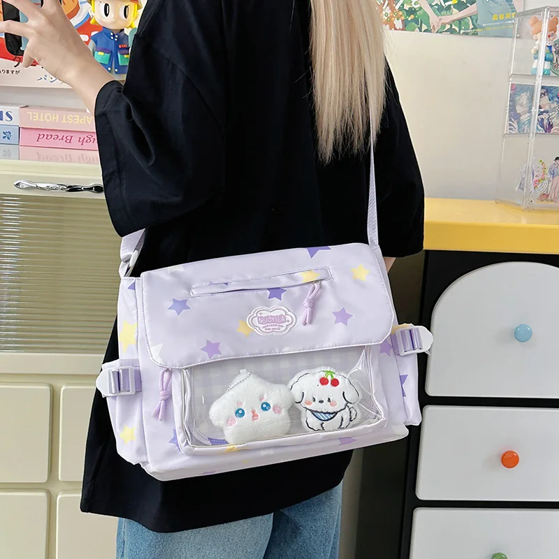 Richme Kawaii Dopamine Ita Bags Women 2025 DIY Anime Badge Messenger Bag Trend Casual Daily Nylon Students Commute Bolso Mujer
Richme Kawaii Dopamine Ita Bags Women 2025 DIY Anime Badge Messenger Bag Trend Casual Daily Nylon Students Commute Bolso Mujer