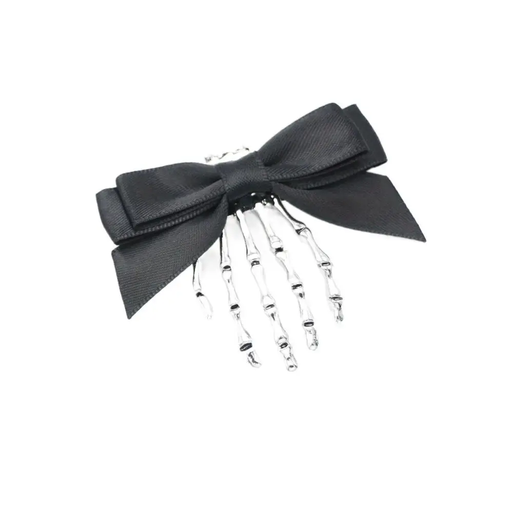 Personality Cloth Ghost Claw Hair Clip Skeleton Headwear Bow Knot Hair Clip Hair Accessories Halloween Hairpin Back Head
Personality Cloth Ghost Claw Hair Clip Skeleton Headwear Bow Knot Hair Clip Hair Accessories Halloween Hairpin Back Head