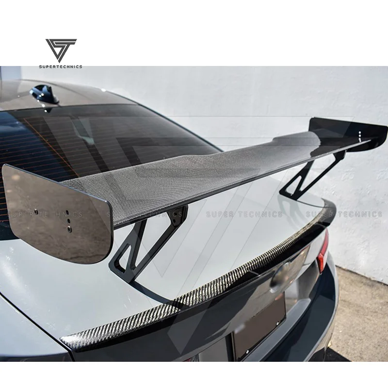 RKP GT Style Carbon Fiber Rear Spoiler for BMW 4 Series F82 M4 2014-2018
RKP GT Style Carbon Fiber Rear Spoiler for BMW 4 Series F82 M4 2014-2018