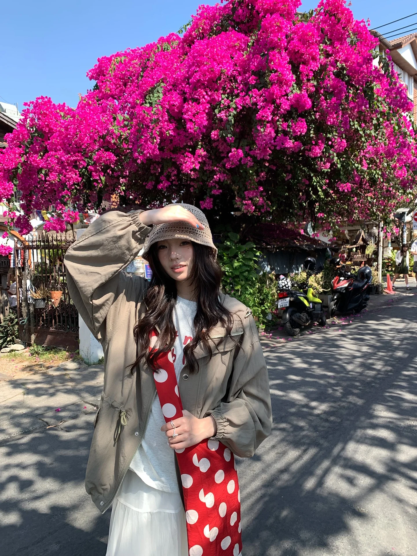 Huanghuangjia Dstring Thin Hooded Jaet Spring Summer New Loose Casual Military een Cool Sweet Women's Jaet
Huanghuangjia Dstring Thin Hooded Jaet Spring Summer New Loose Casual Military een Cool Sweet Women's Jaet