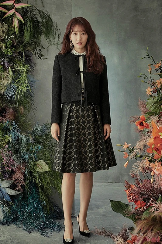 2023 New High-End Faion Korean Sle A-Line Skirt Commute Floral Print Versatile Midi Skirt Women's Spring Season 
2023 New High-End Faion Korean Sle A-Line Skirt Commute Floral Print Versatile Midi Skirt Women's Spring Season