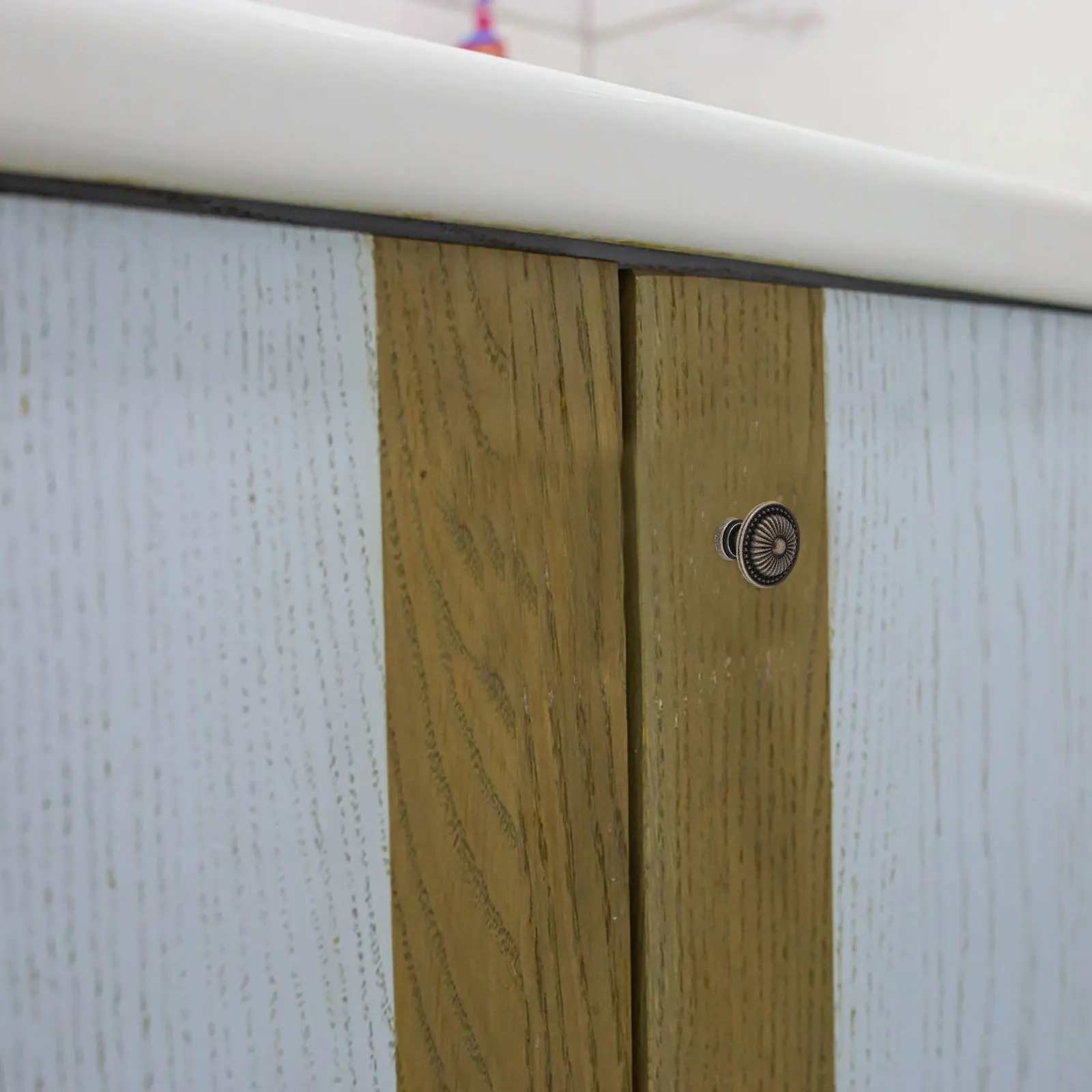 8Sets Vintage Zinc Alloy Round Floral Cabinet Knobs Single Hole Drawer Pull Handles for Dresser Kitchen Cabinet Door
8Sets Vintage Zinc Alloy Round Floral Cabinet Knobs Single Hole Drawer Pull Handles for Dresser Kitchen Cabinet Door