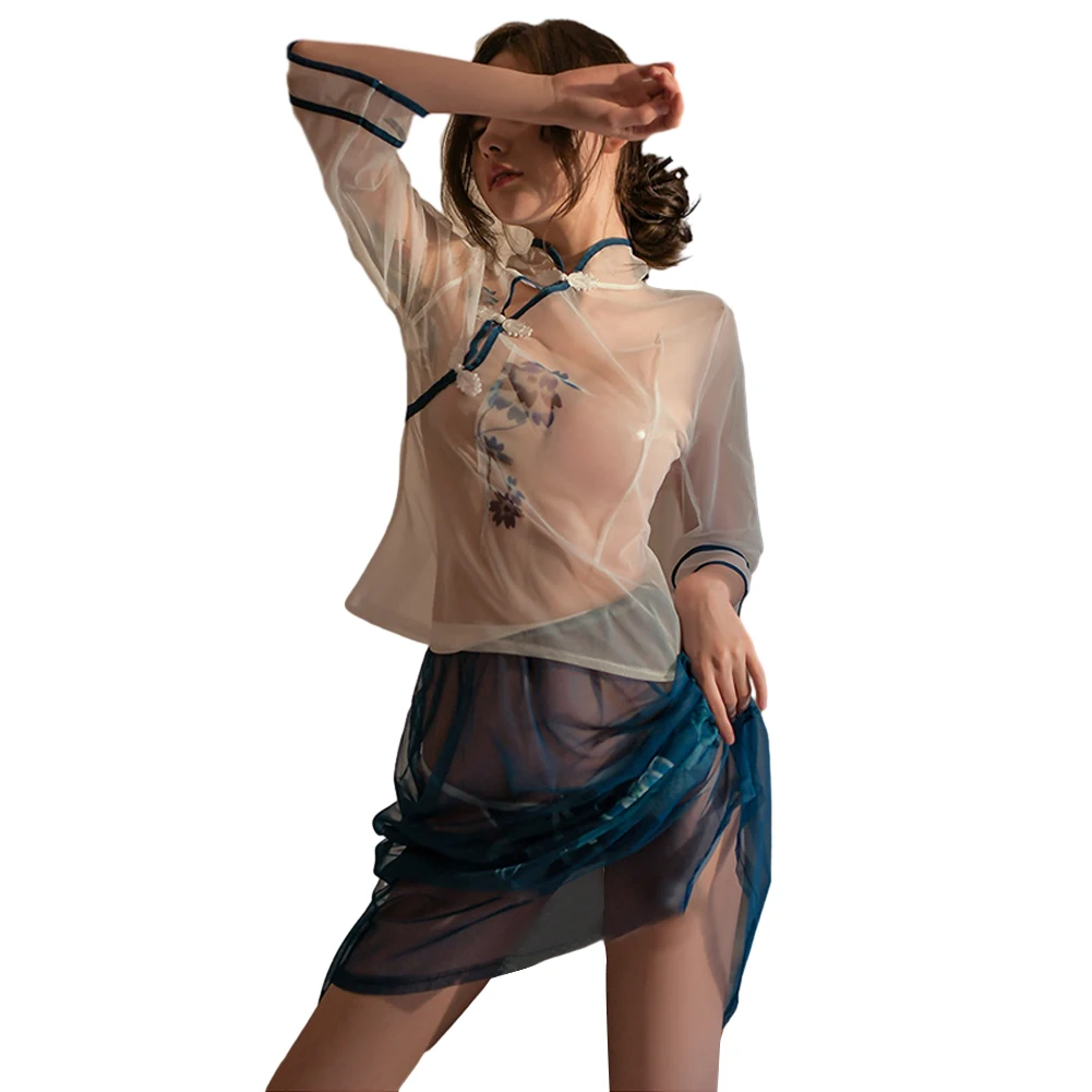 Woman Sexy Nightdress Ultra-thin Floral Embroidery Lingerie Cheongsam Set Nightdress T-back Thong See Through Nightwear Set
Woman Sexy Nightdress Ultra-thin Floral Embroidery Lingerie Cheongsam Set Nightdress T-back Thong See Through Nightwear Set