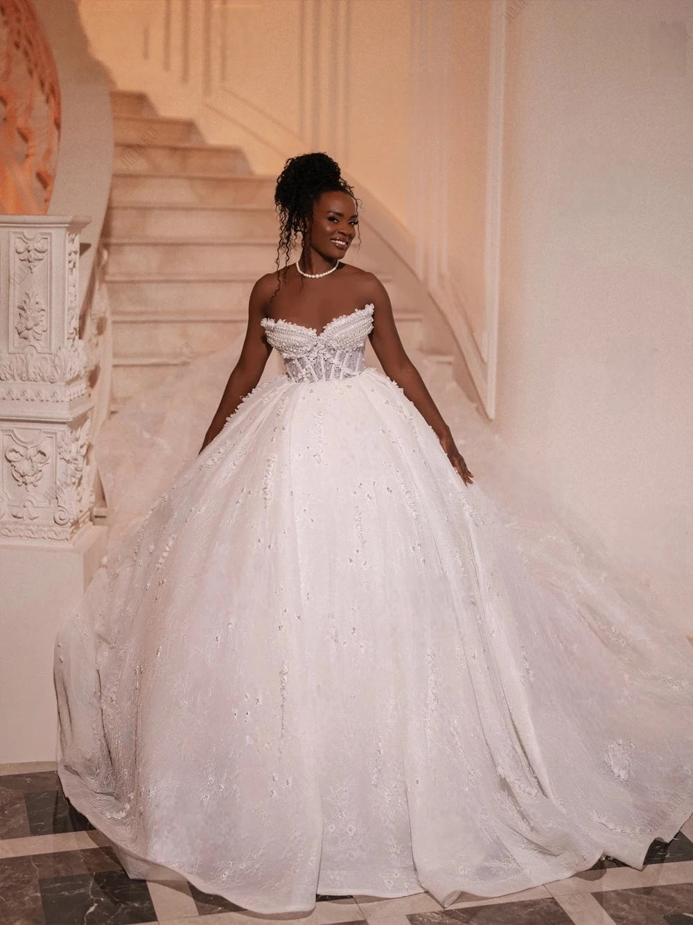 Роскошные свадебные платья трапециевидной формы по индивидуальному заказу, расшитые бисером и жемчугом, с открытыми плечами, кружевные свадебные платья без рукавов, Vestido De Novia
Роскошные свадебные платья трапециевидной формы по индивидуальному заказу, расшитые бисером и жемчугом, с открытыми плечами, кружевные свадебные платья без рукавов, Vestido De Novia