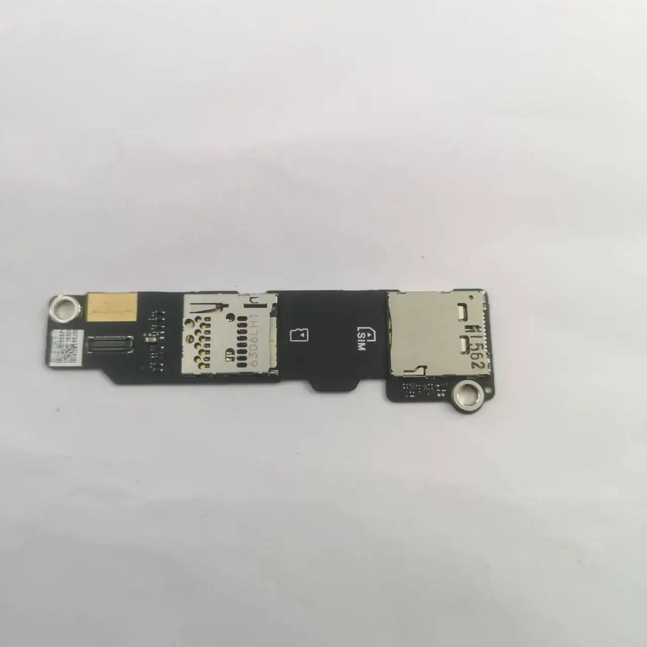 Плата для чтения SIM-карт SD для Lenovo Yoga YT3-X90L X90L, слот для SIM-карты, разъем для планшета, запасные части
Плата для чтения SIM-карт SD для Lenovo Yoga YT3-X90L X90L, слот для SIM-карты, разъем для планшета, запасные части