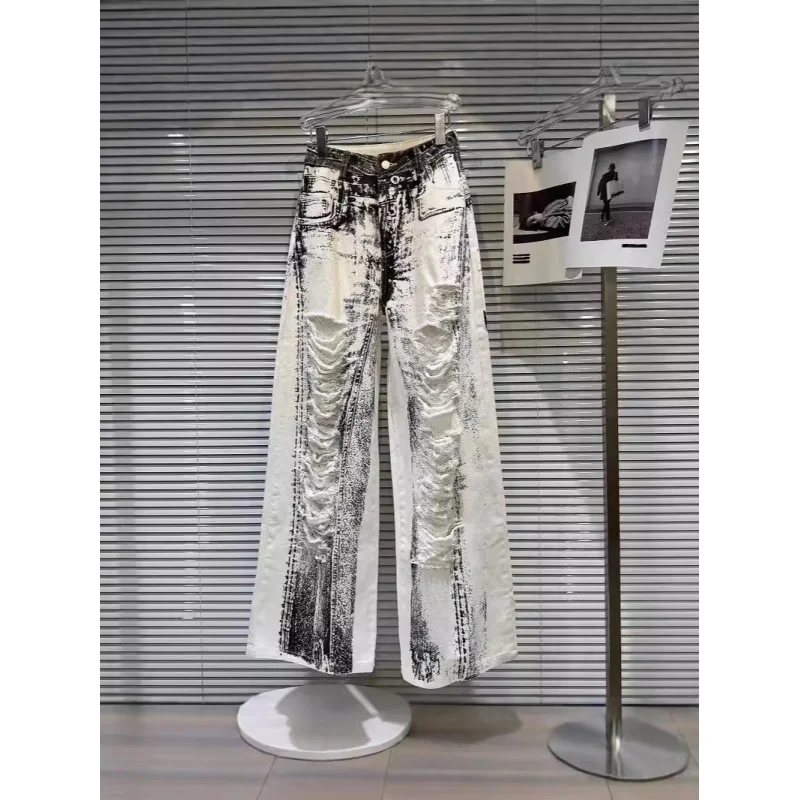2025Design Sense Internet Popular Summer New American Hot Girl Printed Pattern Ripped Fried Street Wide Leg Jeans Women
2025Design Sense Internet Popular Summer New American Hot Girl Printed Pattern Ripped Fried Street Wide Leg Jeans Women
