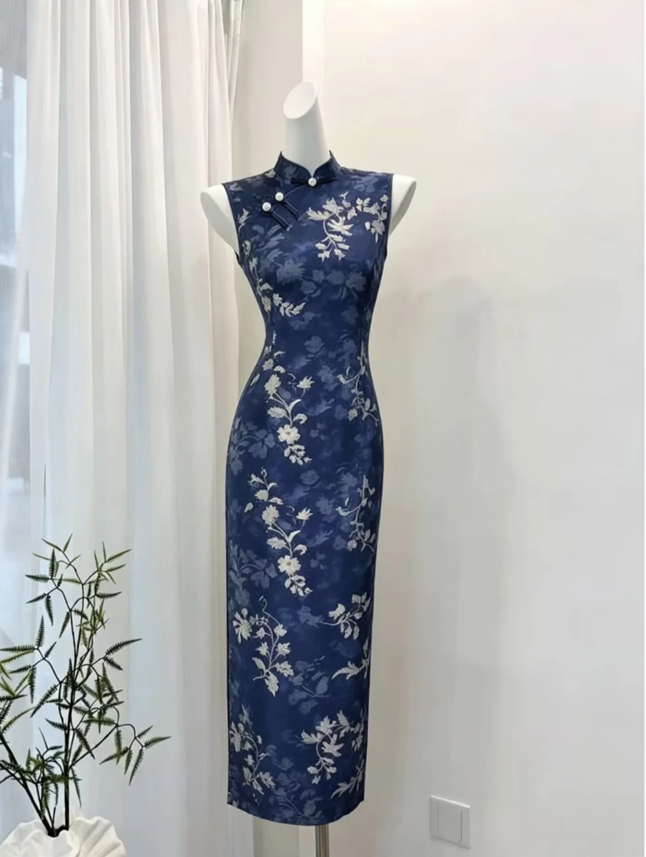 Blue Dress 2026 New Style Women's Summer Daily Wear Young Version Elegant Atmosphere Mid-Length Polyester Fiber
Blue Dress 2026 New Style Women's Summer Daily Wear Young Version Elegant Atmosphere Mid-Length Polyester Fiber