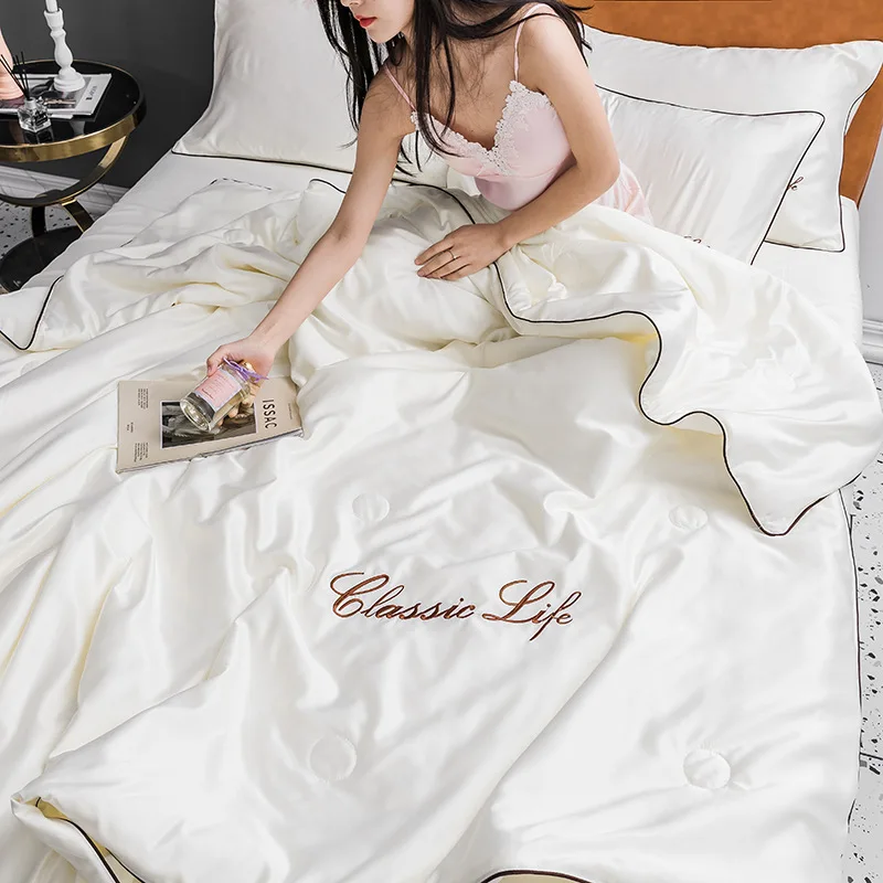 Luxueux Washed Silk Summer Quilt Bedding Set Bedsheets Bedspread Bed Linen Duvets Thin Comforter Soft Air-conditioning Quilt
Luxueux Washed Silk Summer Quilt Bedding Set Bedsheets Bedspread Bed Linen Duvets Thin Comforter Soft Air-conditioning Quilt