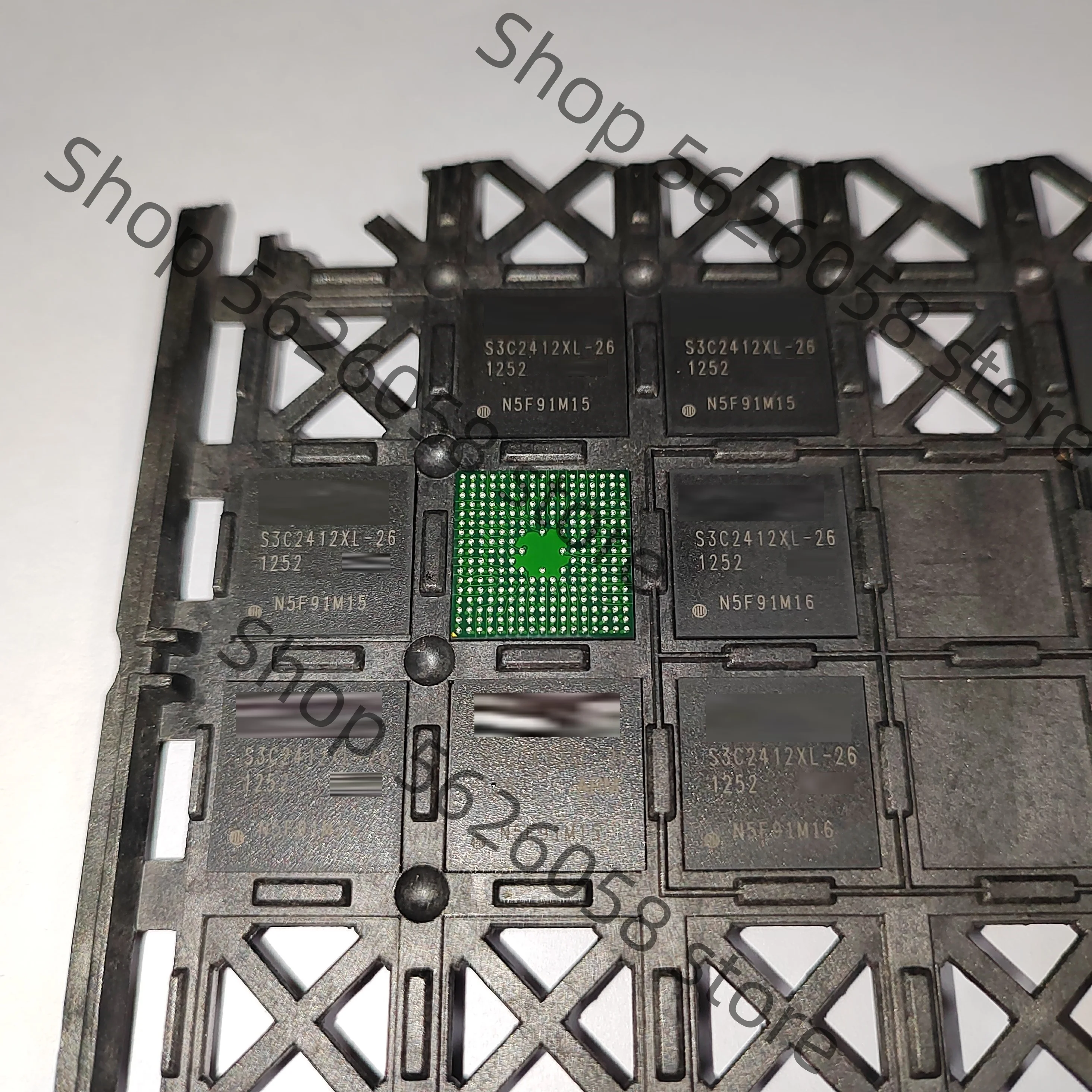 S3C2412XL-26 BGA Original spot, free shipping 1pcs/lot
S3C2412XL-26 BGA Original spot, free shipping 1pcs/lot
