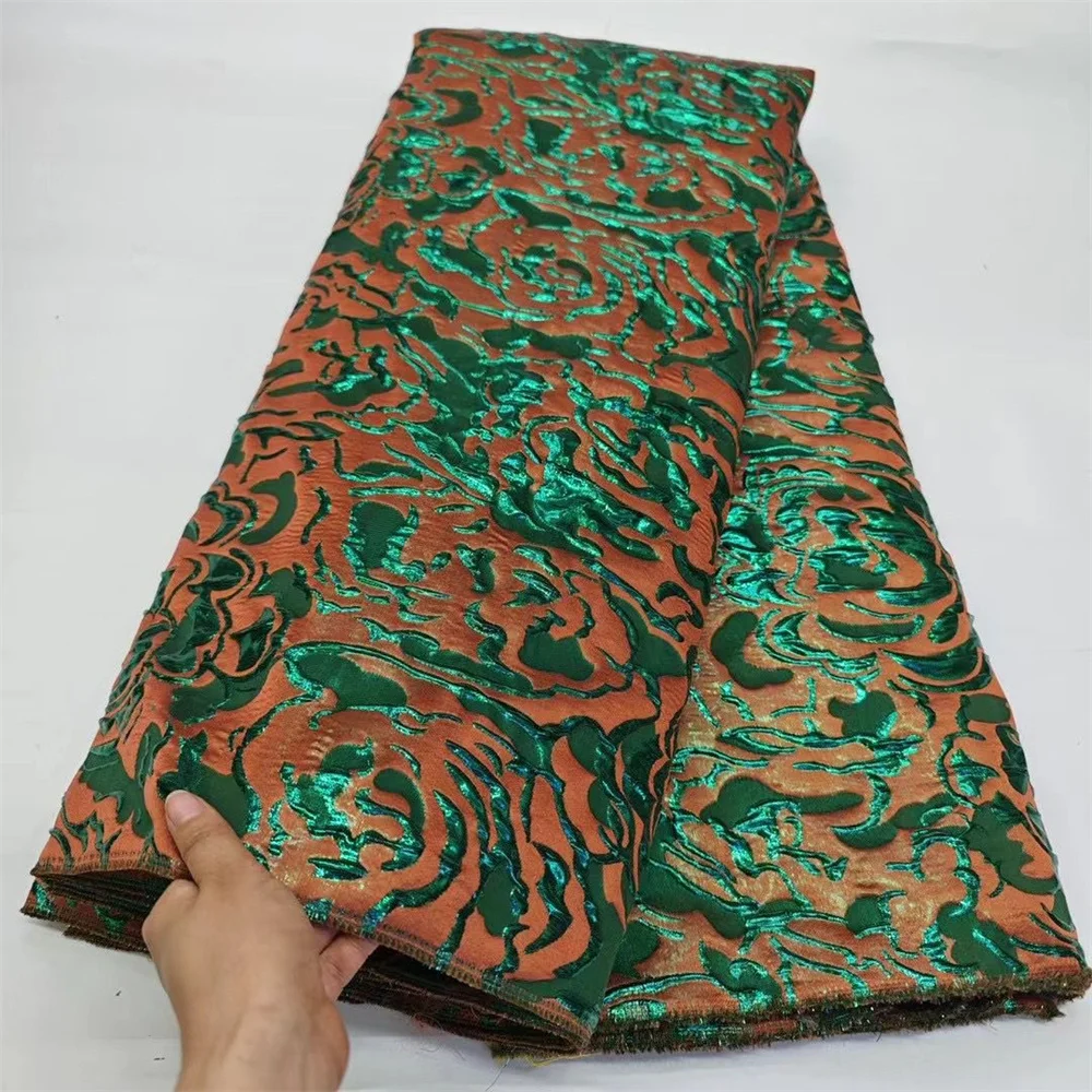 Fashion African Brocade Jacquard Fabric Nigerian Women Floral Damask Gilding Lace Material Brocard Tissu 5Yard For Dress DB1
Fashion African Brocade Jacquard Fabric Nigerian Women Floral Damask Gilding Lace Material Brocard Tissu 5Yard For Dress DB1