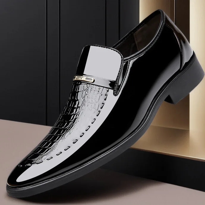 Мужская кожаная обувь Лакированная кожа Деловая обувь с острым носком на платформе Мужские лоферы Новые большие размеры Zapatos De Vestir Hombre
Мужская кожаная обувь Лакированная кожа Деловая обувь с острым носком на платформе Мужские лоферы Новые большие размеры Zapatos De Vestir Hombre