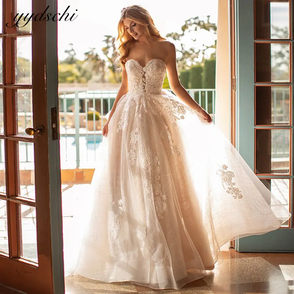 2025 Sexy Backless Sweetheart Lace Vintage Wedding Dresses Elegant Applique Bridal Gown Off The Shoulder Vestido De Novia
2025 Sexy Backless Sweetheart Lace Vintage Wedding Dresses Elegant Applique Bridal Gown Off The Shoulder Vestido De Novia