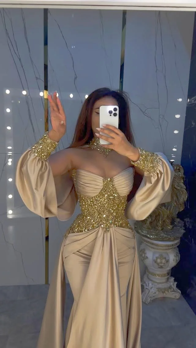 Champagne V Neck Pleated Prom Dresses Long for Women 2026 Sparkly Sequined Mermaid Overskirt Formal Evening Gowns Customized
Champagne V Neck Pleated Prom Dresses Long for Women 2026 Sparkly Sequined Mermaid Overskirt Formal Evening Gowns Customized